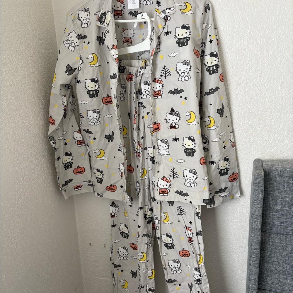 Hello Kitty Halloween-Themed Kids Pajama Set